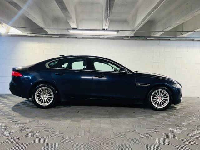 2016 Jaguar XF 2.0d Prestige 4dr Auto