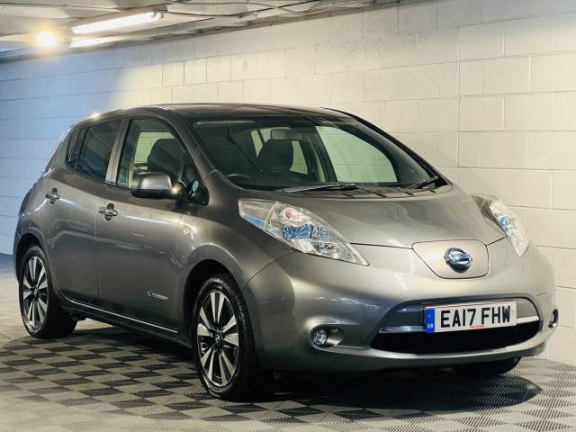 Nissan Leaf 0.0 80kW Tekna 30kWh 5dr Auto Hatchback Electric GREY