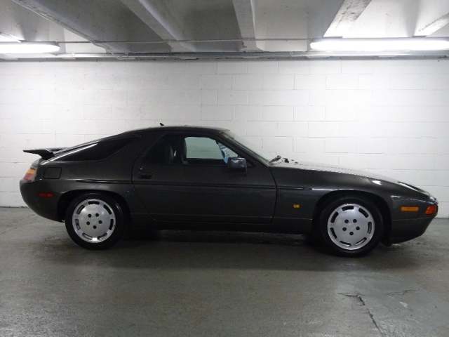 1990 Porsche 928 5.0 S4 Auto LHD