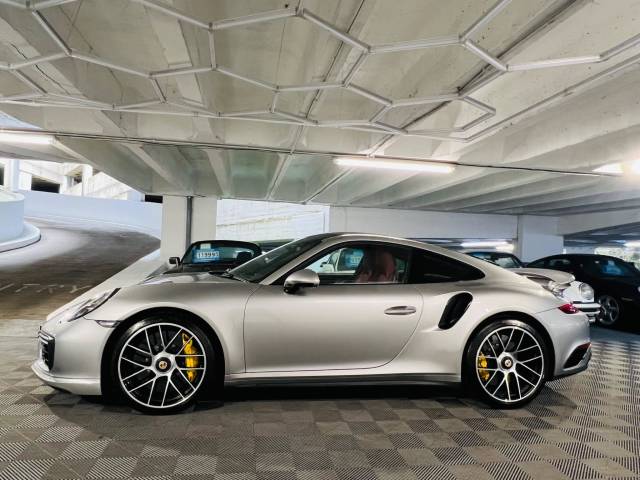 2017 Porsche 911 3.8 S 2dr PDK