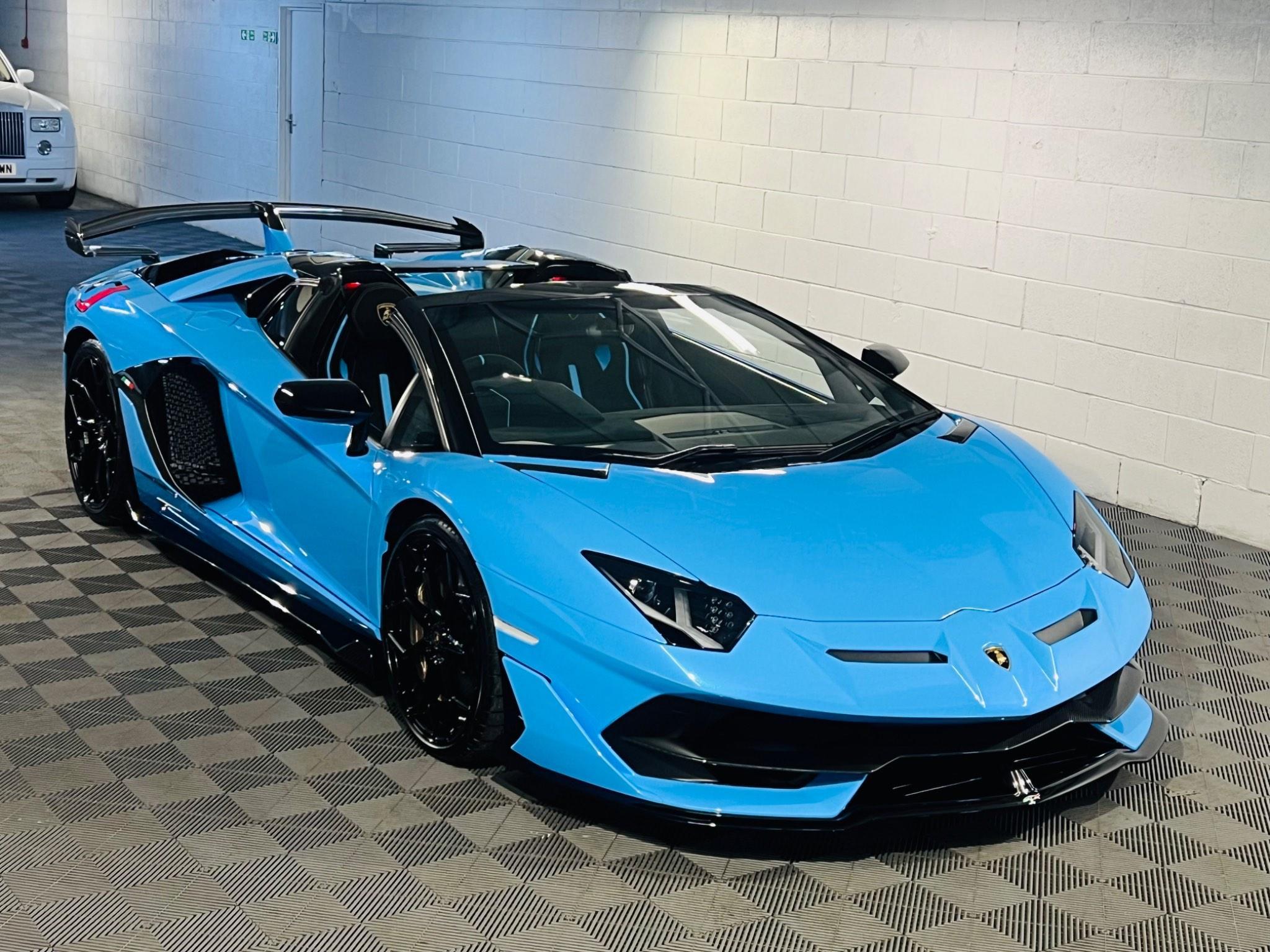 2020 Lamborghini Aventador