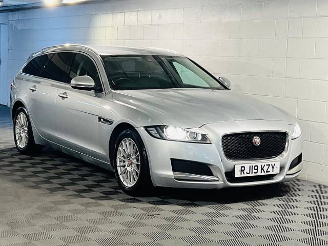 Jaguar XF 2.0d Prestige 5dr Auto Estate Diesel SILVER