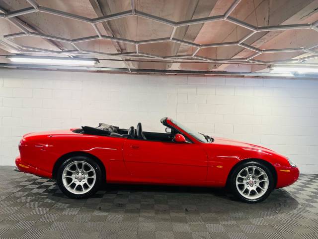 1999 Jaguar Xkr 4.0 Supercharged 2dr Auto