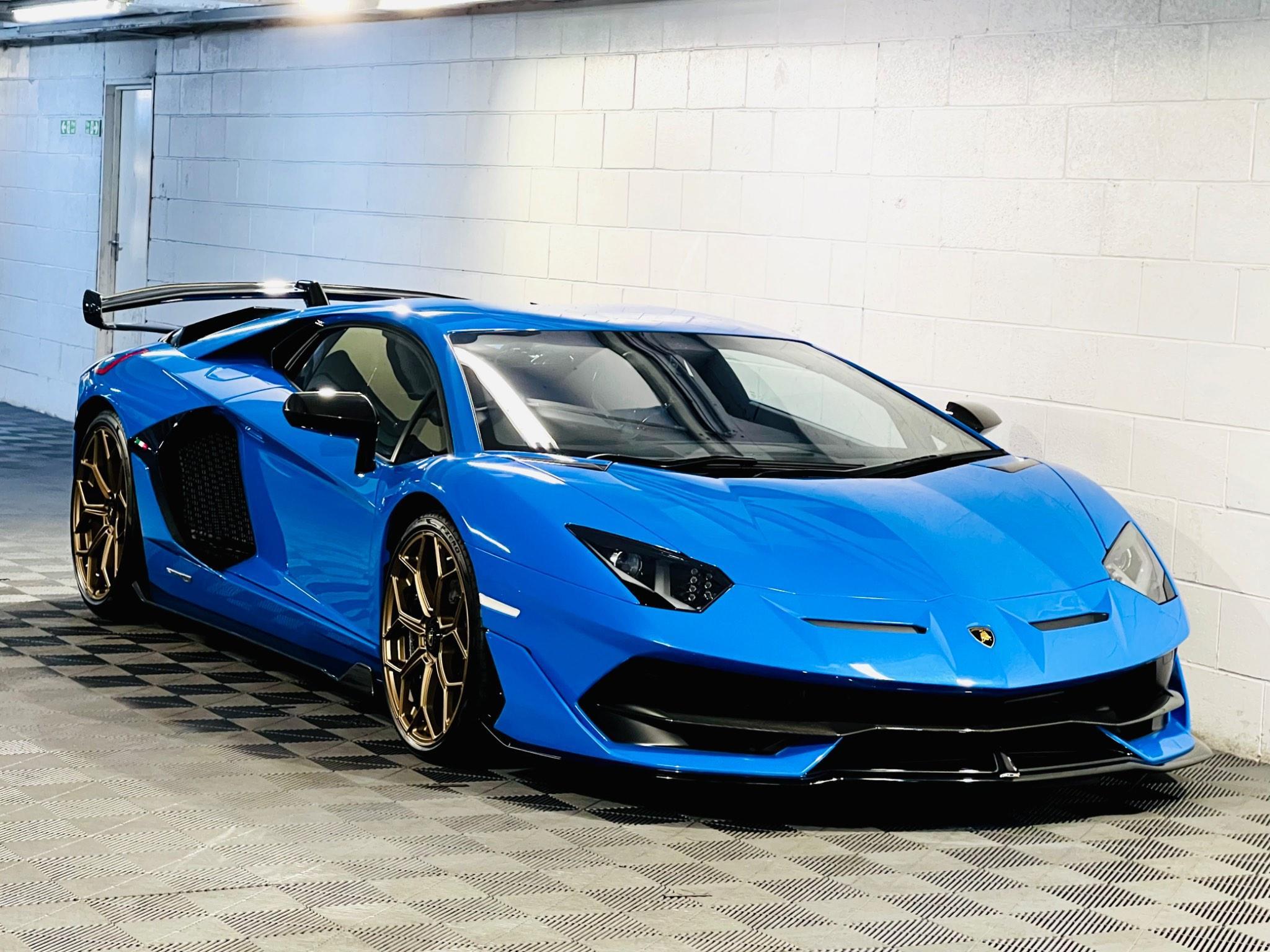 2019 Lamborghini Aventador