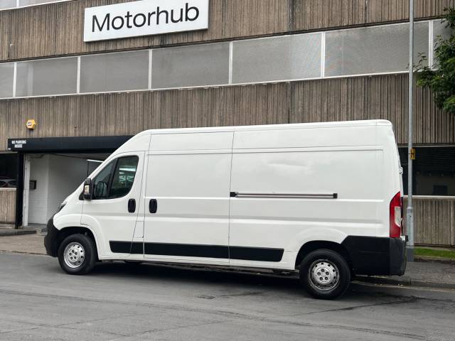 2019 Peugeot Boxer 2.2 BlueHDi H2 Professional Van 140ps