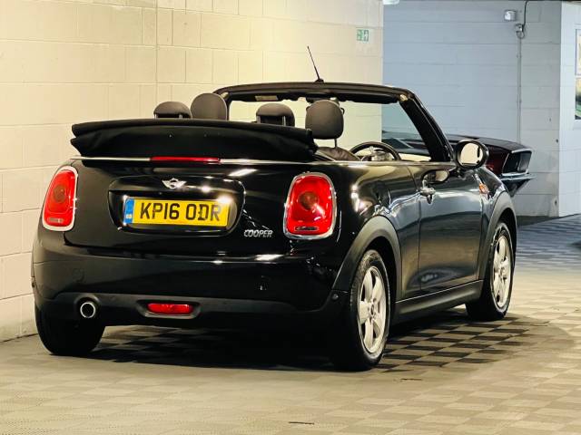 2016 Mini Convertible 1.5 Cooper 2dr