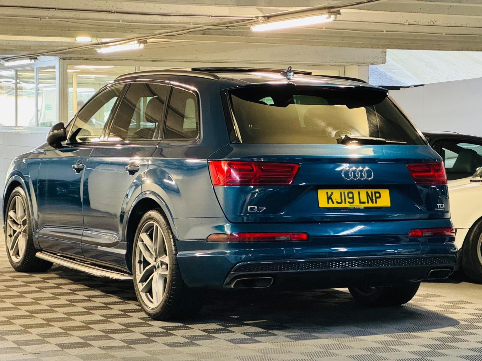 AUDI QUATTRO BLACK EDITION 5DR TIP AUTO 2019 19 HUGE SPEC PAN ROOF HEADS...